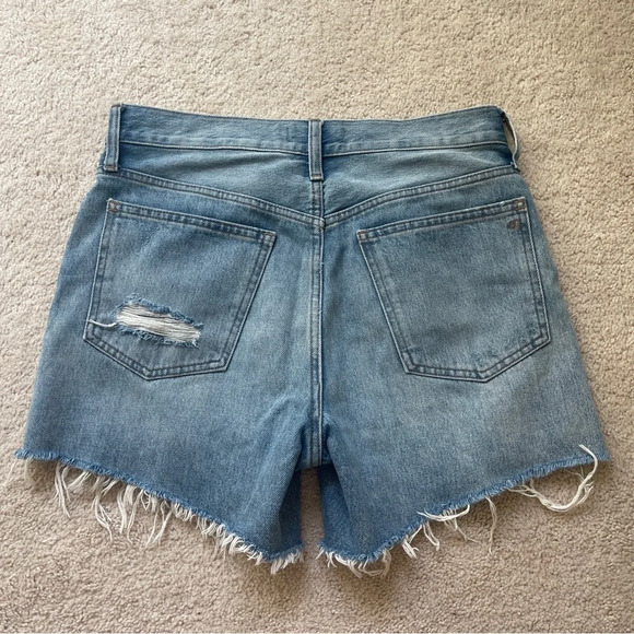 Madewell Relaxed Mid-Length Denim Shorts in Steenwick Wash: Ripped Edition - Picture 6 of 7